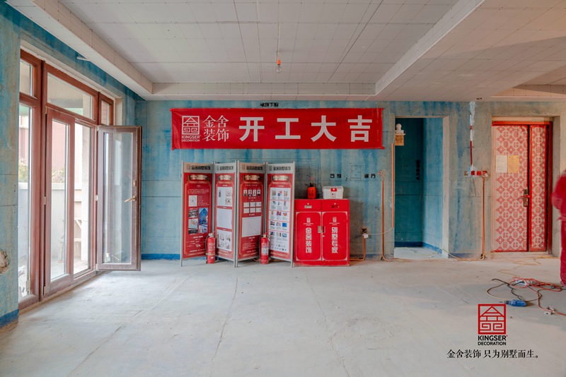 瀚林甲第160㎡装修木工施工现场